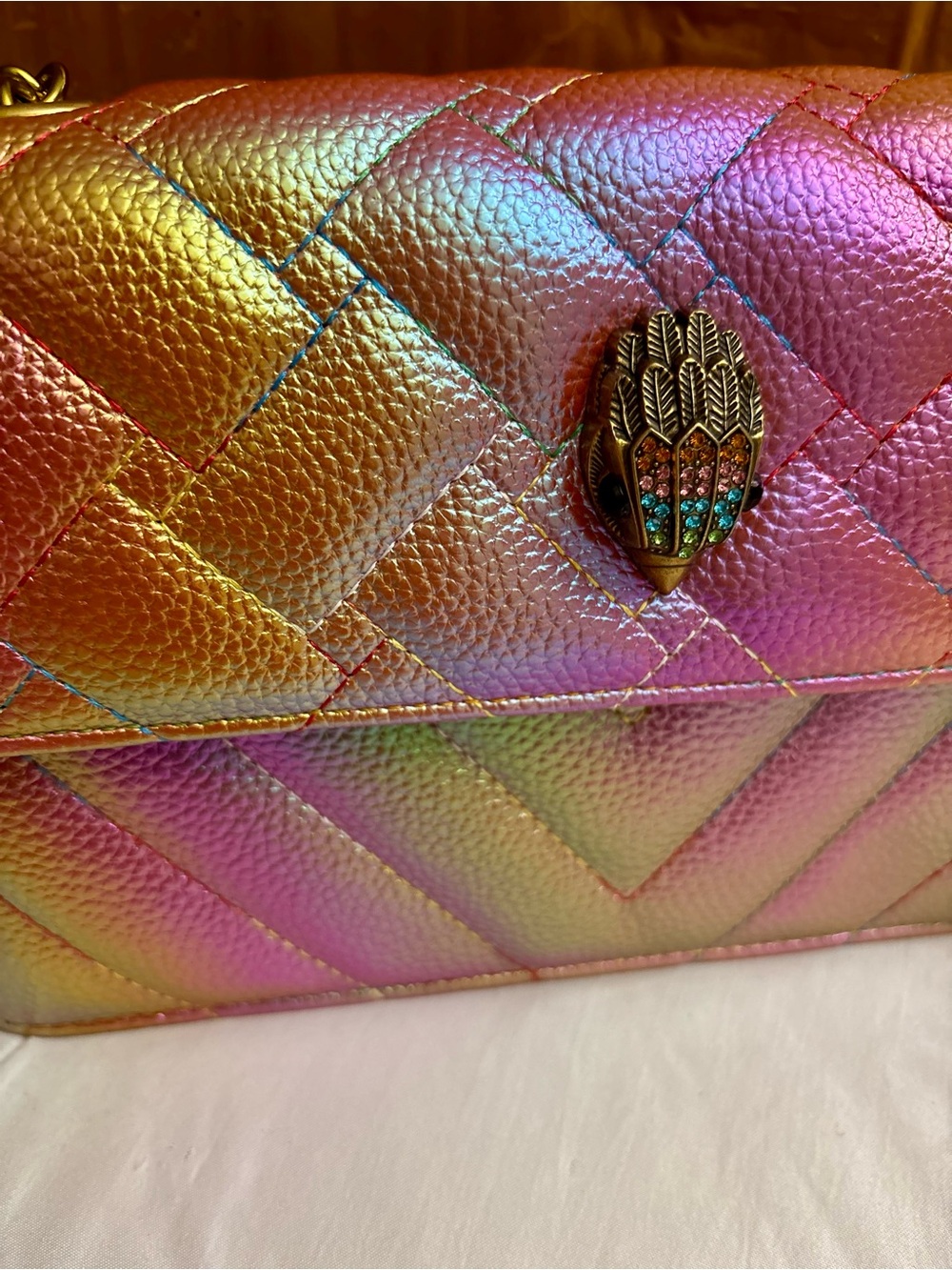 Brand New!! Iridescent Quilted Shoulder Bag in Pink-Gold - Picture 2 of 8